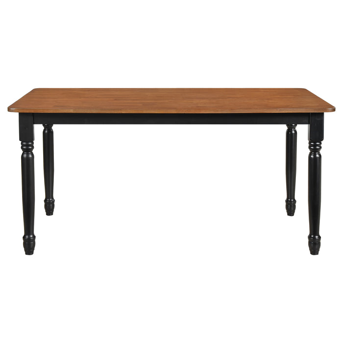 Hollyoak Dining Table