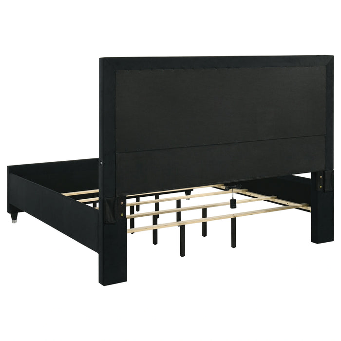 Ravenne Velvet Upholstered LED Bedroom Set