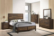 Liihen Eastern King Bed in Mahogany image