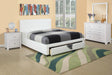 Liihcc Queen Bed W/Drawer-Pu White in White / Black image