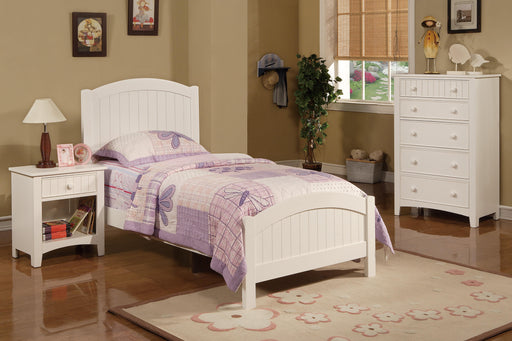 Mcraft Full Bed in White image