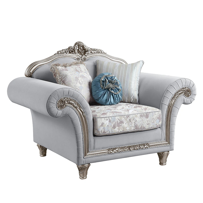 Chair w/3 Pillows