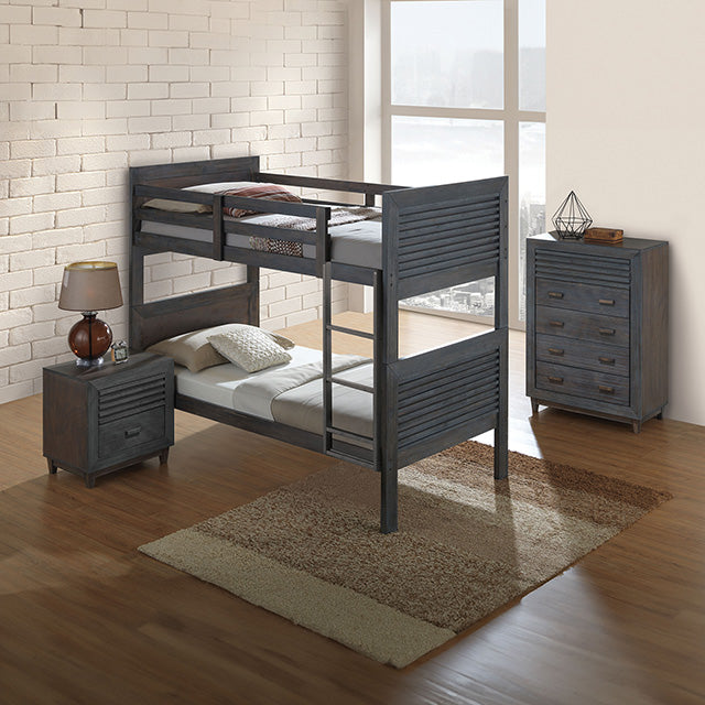 Griffin Dresser